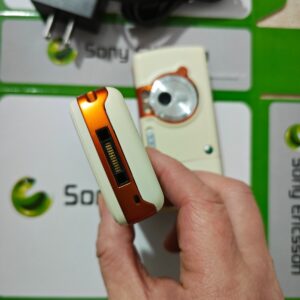 Sony Ericsson W800 W700C (Unlocked ) 2G GSM 900 1800 1900 Cell phone Original - Image 3