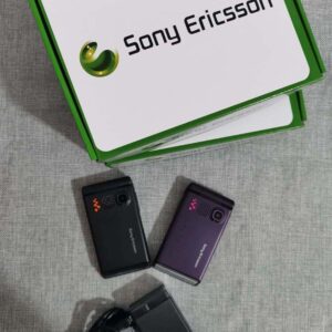 Sony Ericsson W380i 14MB 2G GSM Mini-SIM clamshell Keyboard Cellphone (Unlocked) Bundle Description 1 * battery Color Purple - Image 14