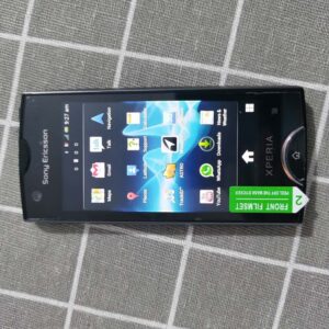ST18i -Sony Ericsson Xperia ray - Unlocked 3G GSM Smartphone Black Bundle Description 1*battery