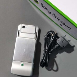 Sony Ericsson T303 T303c GSM 2G Bluetooth Unlocked Mobilephone 100% Working battery 1*battery
