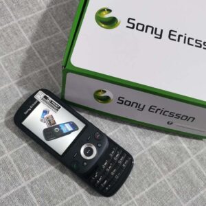Sony Ericsson W20i / W20 Black GSM Mobile Slide Phone -Unlocked Bundle Description 2*batteries - Image 13
