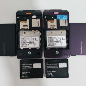 Unlocked Sony Ericsson W380i 14MB Memory Stick GSM Clamshell Walkman Phone Bundle Description 1 * battery Color Black - Image 2