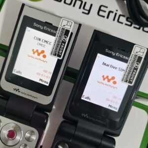 Unlocked Sony Ericsson W380i 14MB Memory Stick GSM Clamshell Walkman Phone Bundle Description 1 * battery Color Black - Image 5