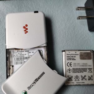 White Sony Ericsson W580i - unlocked 2G netwroks keyboard slide mobile phone - Image 4