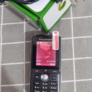 Sony Ericsson K750i K750  - Black (Unlocked) Mobile Phone Good Condition Bundle Description 1 battery - Image 3