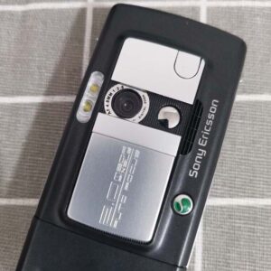 Sony Ericsson K750i K750  - Black (Unlocked) Mobile Phone Good Condition Bundle Description 1 battery - Image 12