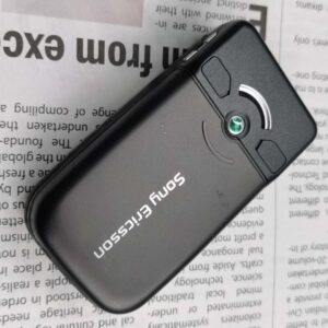 Sony Ericsson Z550 Z550i Z550a Unlocked 2G 25MB 1.3MP Clamshell phone Very Rare battery battery x 1 - Image 2