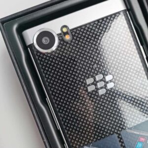 (Unlocked) BlackBerry Keyone 4G Android 64GB 12MP 4.5" Smartphone (BBB100-4 ) Color Silver Storage Capacity 64GB - Image 5