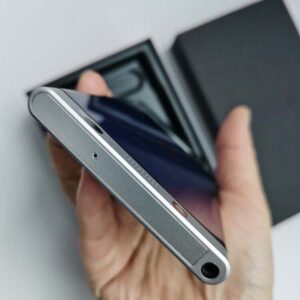 (Unlocked) BlackBerry Keyone 4G Android 64GB 12MP 4.5" Smartphone (BBB100-4 ) Color Silver Storage Capacity 64GB - Image 10