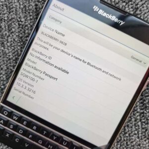 BlackBerry Passport Q30 32GB 13MP QWERTY Keyboard Cellphone SQW100-1 (Sealed) Color White - Image 7