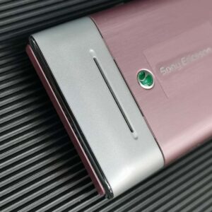 Unlocked - Sony Ericsson T715 - 2G 3G 3MP Keyboard Slider phone fully working battery 1*battery - Image 11