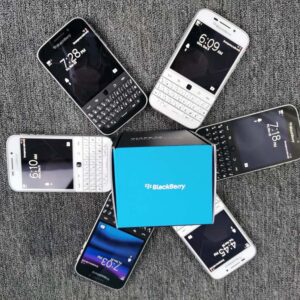 BlackBerry Classic Q20 Black white Unlocked 16GB 4G Smartphone Boxed Color Black - Image 2