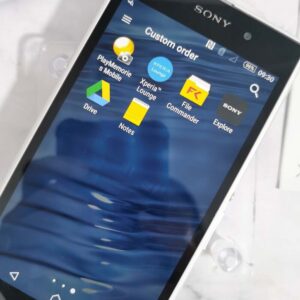Sony Xperia Z1 C6902 Android 16GB microSDXC Unlocked Smartphone fully working Color Purple - Image 5