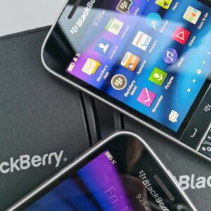 BlackBerry Classic Q20 Black white Unlocked 16GB 4G Smartphone Boxed Color Black - Image 5