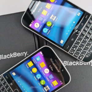 BlackBerry Classic Q20 Black white Unlocked 16GB 4G Smartphone Boxed Color Black - Image 6