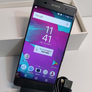 Sony Xperia XA F3111 - 16GB (Unlocked) Android Smartphone good condition colors Lime Gold