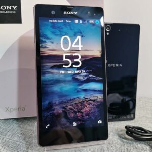 Sony Xperia Z Android 4G 16GB storage, microSDXC Unlocked Smartphone C6603 Color Silver - Image 2