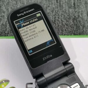 Unlocked Sony Ericsson Z550 Z550i Z550a 2G 25MB Bluetooth 1.3MP Clamshell phone battery batteries x 2 - Image 2