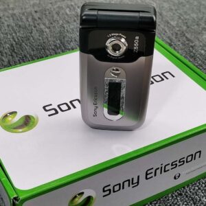 Unlocked Sony Ericsson Z550 Z550i Z550a 2G 25MB Bluetooth 1.3MP Clamshell phone battery batteries x 2 - Image 4