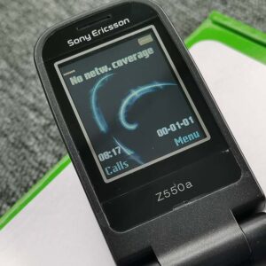 Unlocked Sony Ericsson Z550 Z550i Z550a 2G 25MB Bluetooth 1.3MP Clamshell phone battery batteries x 2 - Image 9