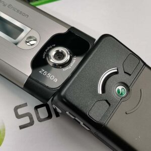 Unlocked Sony Ericsson Z550 Z550i Z550a 2G 25MB Bluetooth 1.3MP Clamshell phone battery batteries x 2 - Image 11