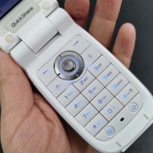 Sony Ericsson Z520 Z520i Unlocked GSM 2G 1.8" Clamshell phone Fully Working battery 1 * battery - Image 13