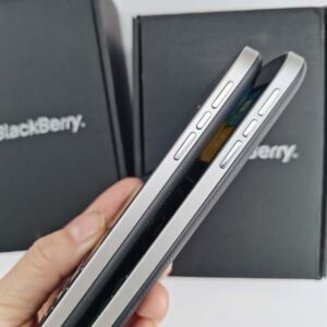 BlackBerry Classic Q20 Black white Unlocked 16GB 4G Smartphone Boxed Color Black - Image 13