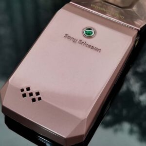 Sony Ericsson F100i - Unlocked GSM 2G 3G 100MB 3.1MP 2.0" Clamshell Mobilephone battery 2*batteries - Image 9