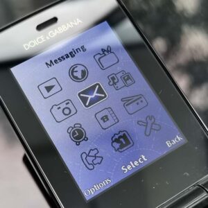 Sony Ericsson F100i - Unlocked GSM 2G 3G 100MB 3.1MP 2.0" Clamshell Mobilephone battery 2*batteries - Image 10