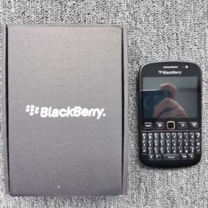 BlackBerry 9720 (Unlocked) 3G WIFI 5MP Camera FM Radio GPS Black/White Cellphone Color White - Image 2