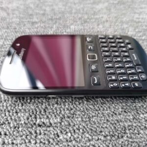 BlackBerry 9720 (Unlocked) 3G WIFI 5MP Camera FM Radio GPS Black/White Cellphone Color White - Image 6