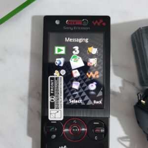 Sony Ericsson W715 Walkman - 3G Silver/Black - Full working Slide phone Color Black battery 1 battery - Image 9