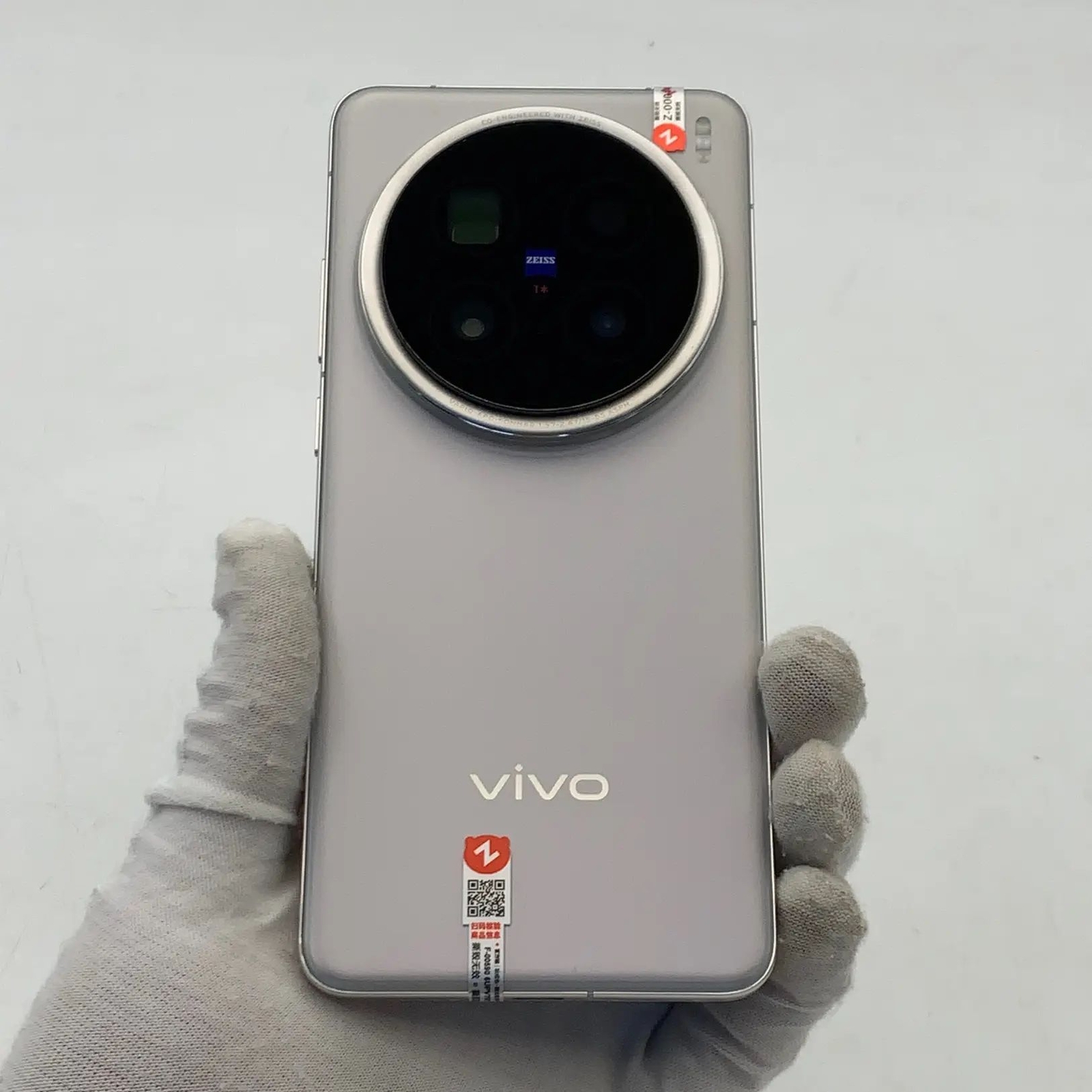 vivo X200 Pro 6.78" 200MP 256GB 512GB 1TB Dimensity 9400 Android 15 CN version   Charger Included Yes storage 12GB+256GB