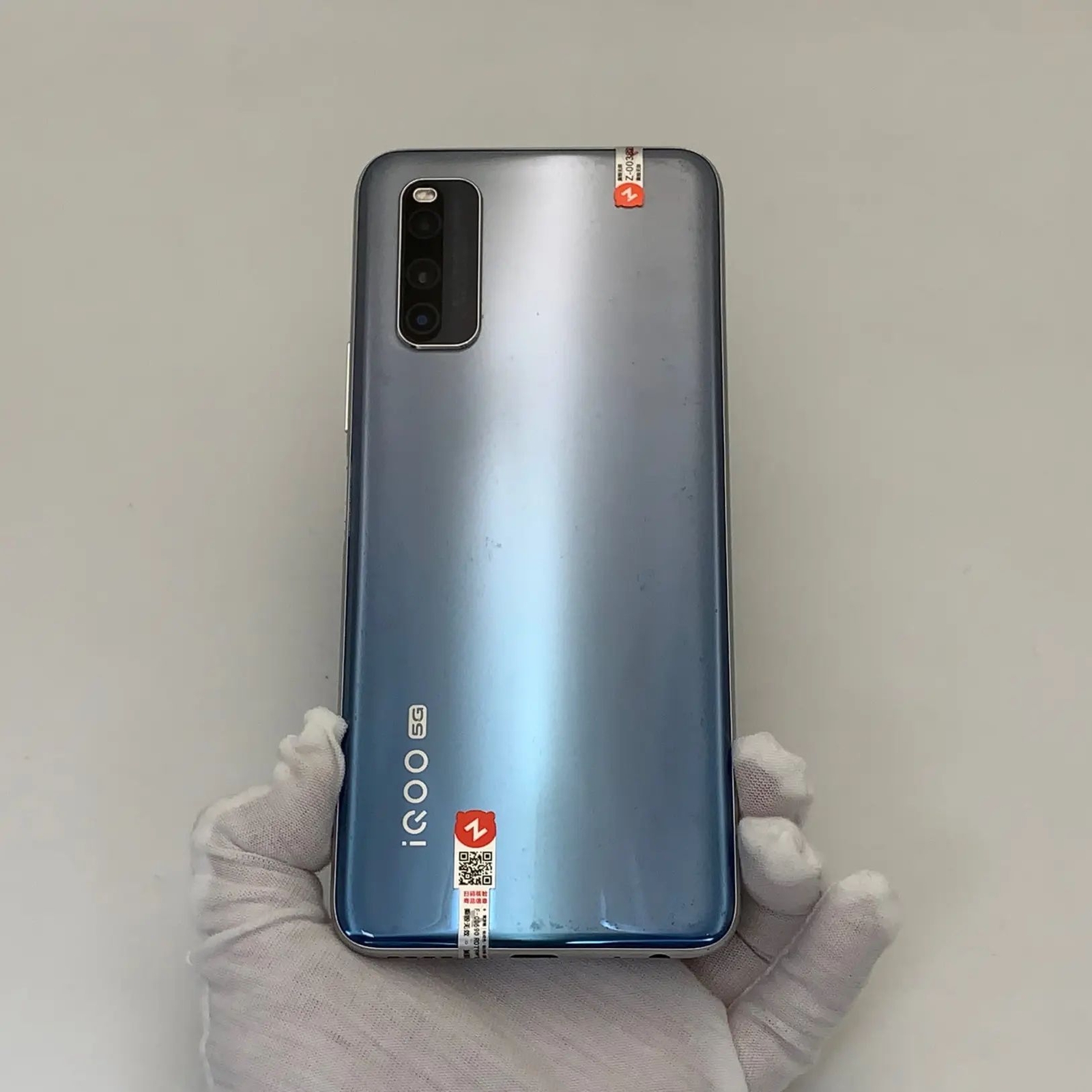 vivo iQOO Z1 6.57" 48MP 128GB 256GB Dimensity 1000+ Android 10 CN version Color Random Color Charger Included Yes storage 8GB+128GB