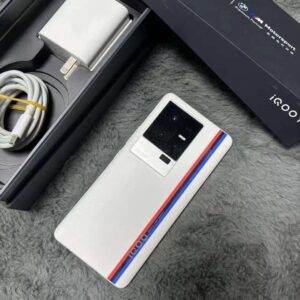 New vivo iQOO 11 Track /Legend Edition 5G 6.78" 256GB Snapdragon 8 Gen 2 Android storage 256GB 12GB RAM Colour Black - Image 12