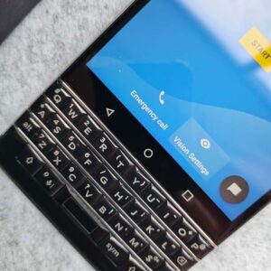 Unlocked BlackBerry Keyone K1 4G Android 64GB 12MP physical keyboard (BBB100-4 ) Color Silver Storage Capacity 32 GB - Image 3