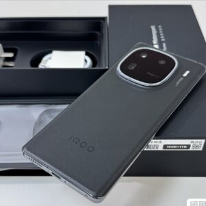 New vivo iQOO 12 Pro Track /Legend Edition 5G 6.78" 512GB 1TB Snapdragon Android storage 1TB 16GB RAM Colour Black - Image 5