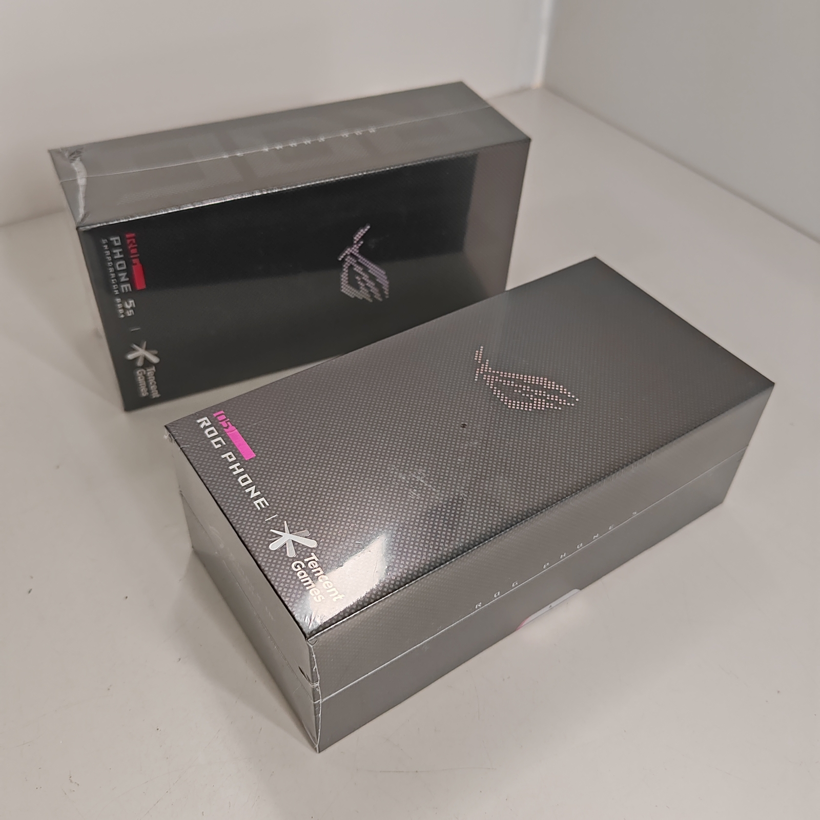 ASUS ROG Phone 5/5S 5G 6.78" Android 128/256/512GB Google play Global Mobile phone Asus ROG Phone 5s   Storage Capacity 12+128 GB