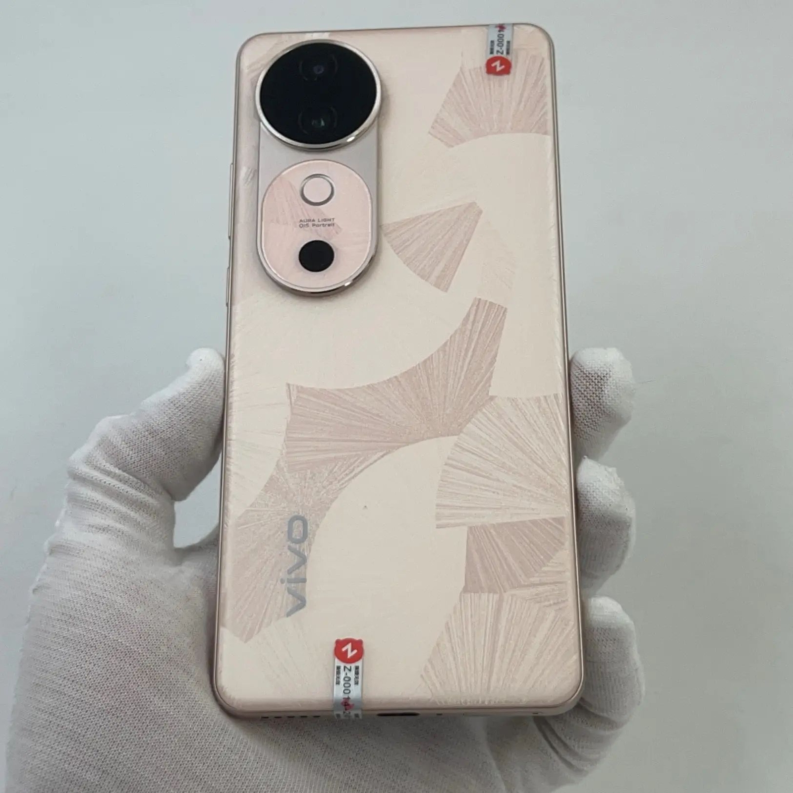 vvivo S19 6.78" 50MP 256GB 512GB Snapdragon 7 Gen 3 Android 14 CN version   in order Charger Included Yes storage 12GB+256GB