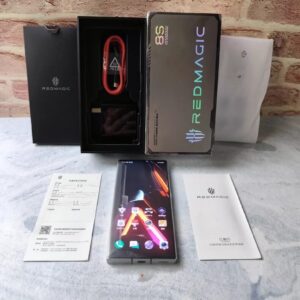 ZTE nubia RedMagic 8S Pro 6.8" 64MP 16+512GB Unlocked Phone - Image 2