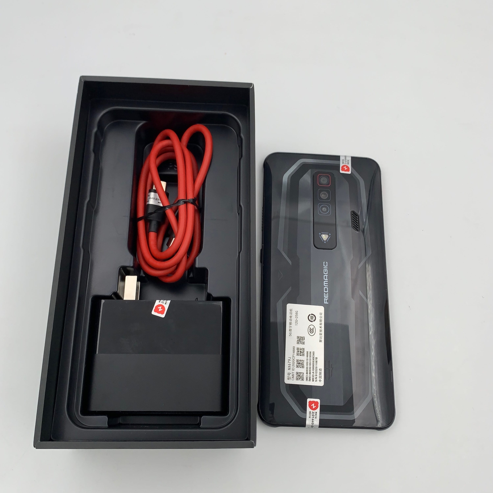 ZTE nubia RedMagic 7 5G NX679J 6.8" 64MP 512GB 16GB RAM Android 12 Storage 128GB+8GB binding phone Model Number ZTE nubia RedMagic7 colors please note the color you need