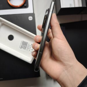 Professional Photography Xiaomi 14 Ultra 6.73" 50MP 16+512GB Global Sealed Storage 16GB+512GB color please note the color - Image 4