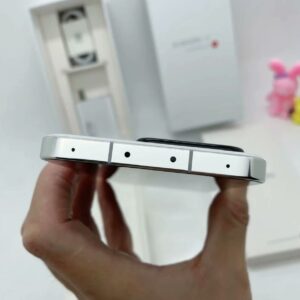 Xiaomi 13 6.36" 50MP 128GB 256GB 512GB Snapdragon 8 Gen 2 SmartPhone Google play Storage 8GB+256GB bundle description phone+charger colors Random Color - Image 2