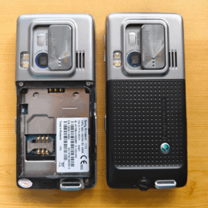 Sony Ericsson C702 Very Rare - For Collectors - Unlocked 150 MB  Color Black - Image 5