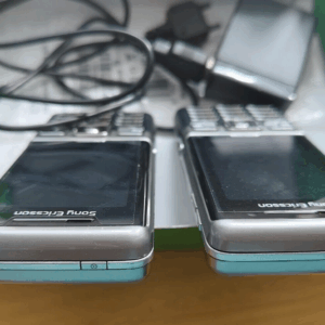 Sony Ericsson C702 Very Rare - For Collectors - Unlocked 150 MB  Color Black - Image 6