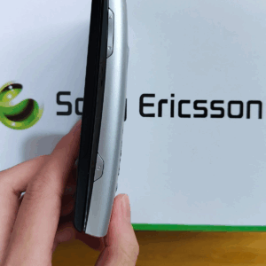 Sony Ericsson Walkman J20i - (Unlocked) 3G Cellular Phone Good for collector Color Black - Image 5