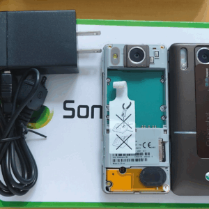 Sony Ericsson Walkman K770i- (Unlocked) 3G Cellular Phone Good for collector Color Brown - Image 2