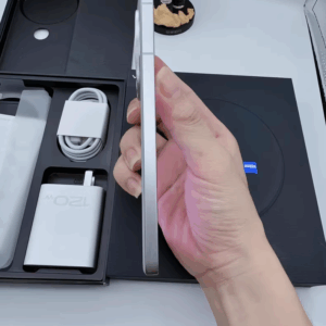 vivo X100 1TB 16GB RAM Android 120Hz 6.78" Google Unlocked 5G Storage 12+256GB Package Mobile phones and chargers Colour Please note what color you need - Image 3