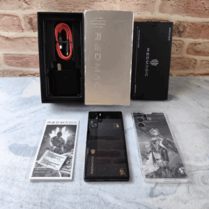 ZTE nubia RedMagic 9S Pro Android 14 Snapdragon Game Phone 5G Google Storage 12+256GB Color Black Package Only a phone - Image 6