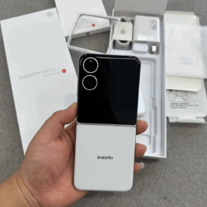 Xiaomi Mix Flip 2  Foldable 16+1TB 6.86" Android 15 Google Unlocked 5G Storage 12+512GB Color Please note what color you need Package Mobile phones and chargers - Image 3